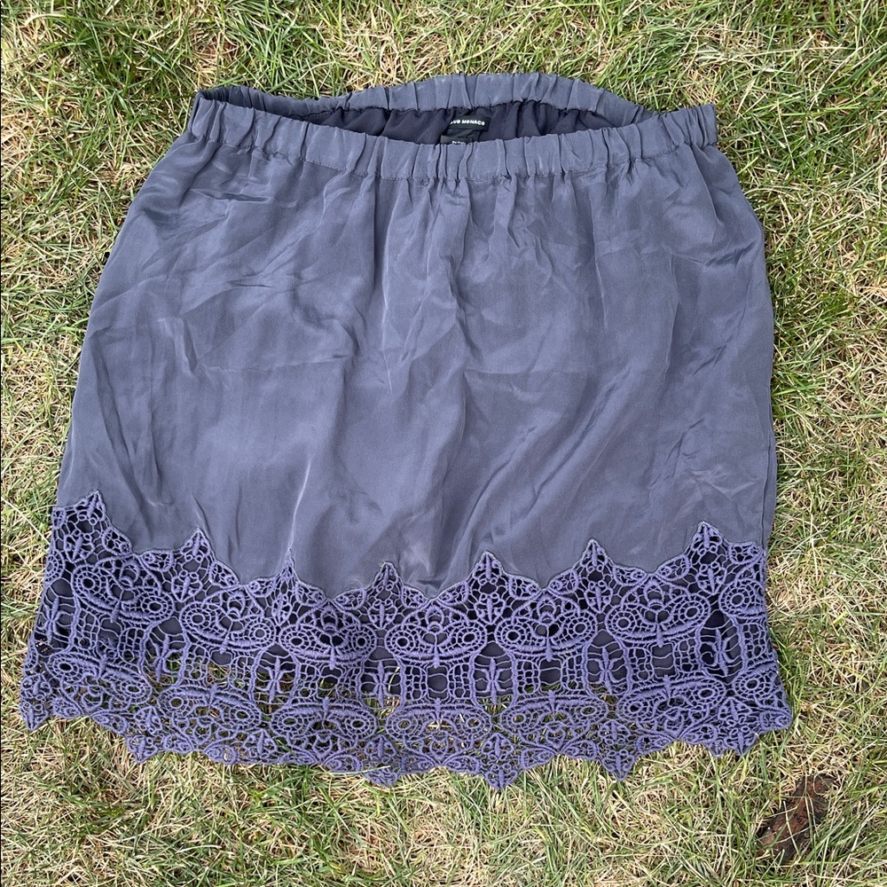 Grey silk and lace trim mini